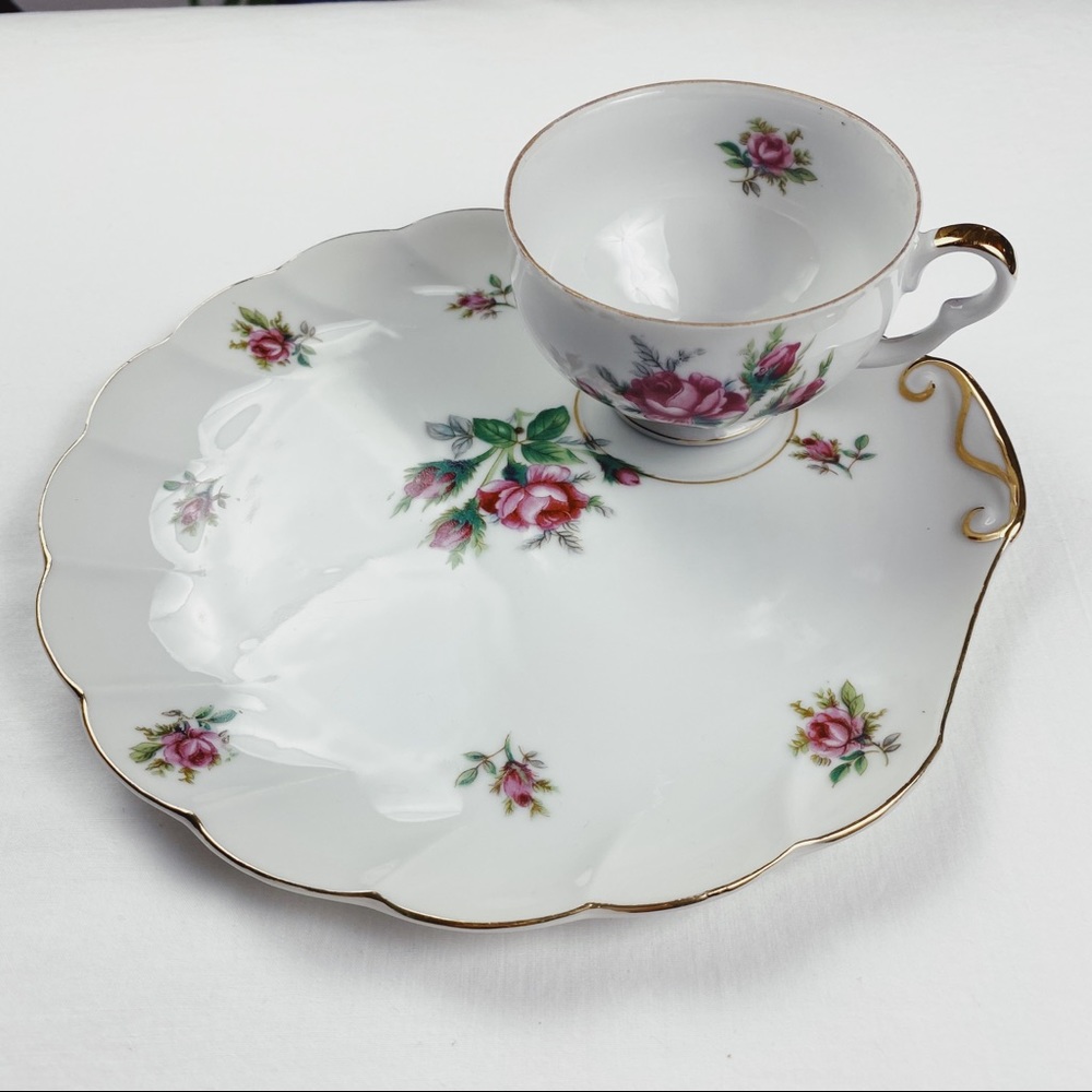 Vintage Tea & Toast Snack Plate and Teacup Set - Picture 2 of 6